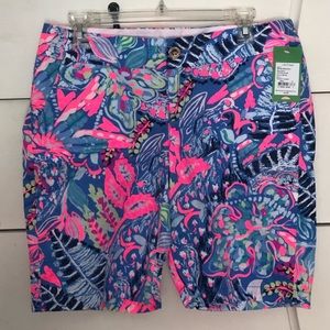 NWT Lilly Pulitzer Chipper shorts Multi Fantasy Garden